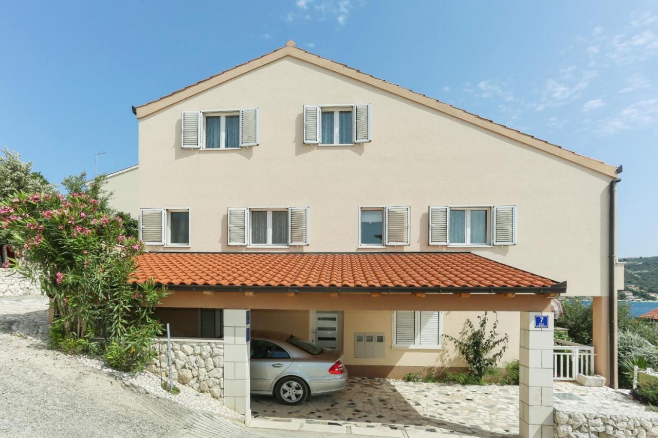 Apartmani Mikulic Sevid Exterior foto